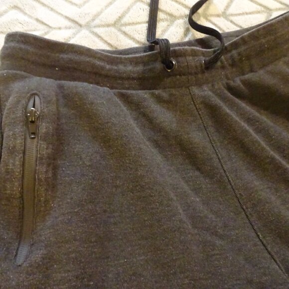 FILA Sport Mens Size Small, Heather Grey Fleece Drawstring Shorts (GUC) - Picture 2 of 4